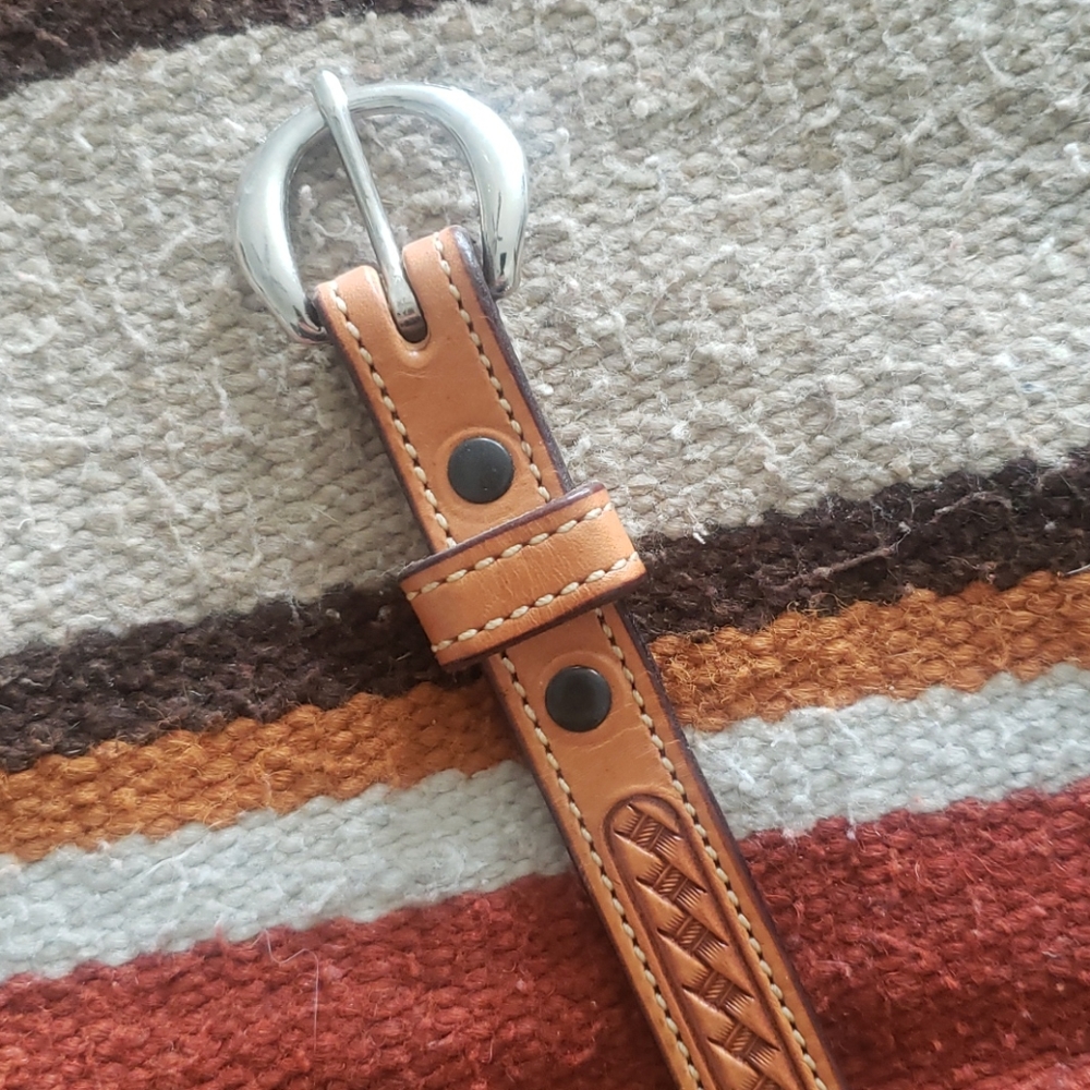 Ladie's Leather Tooled Belt
